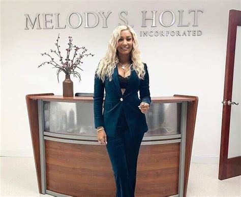 Melody Holt, the co-founder of Entrepreneurship & Holt, a real estate firm, has a net worth of $2.2 million as of 2023. She is best known for starring in the television personality and entrepreneur Martell’s ex-husband. Early Life. Tracy Rodgers, Vanessa’s mother, was a model and writer while Melody was growing up.. 