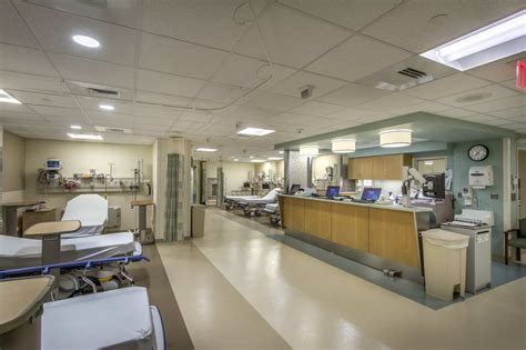 Feb. 17, 2012 - Hallmark Health System's (HHS) Melrose-Wakefield Hospital (MWH) is one of only 10 hospitals in Massachusetts using an eICU system to add another layer of quality and safety for .... 
