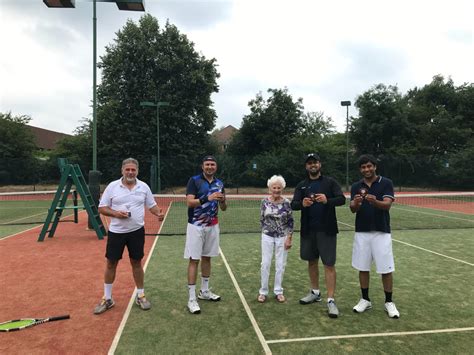 Members - HARROW WEALD LAWN TENNIS CLUB