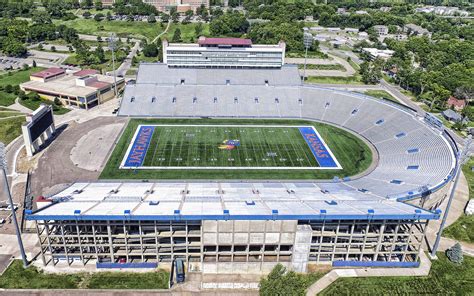 Aug 15, 2023 · The University of Kansas formally announced its long-term plans for the all-new “Gateway District,” a new entertainment and lodging district surrounding the soon-to-be updated Memorial Stadium. 