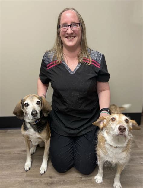 Memorial vet. She is a graduate of the Vet Tech Institute in Pittsburgh, where she received an Associate’s degree in Animal Science and a Certificate in Veterinary Technology. She graduated in … 