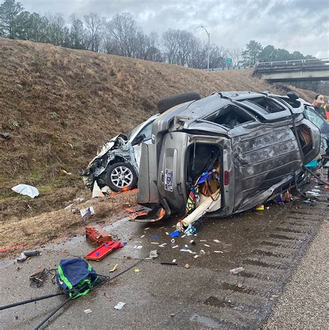 Nov 27, 2022 · MEMPHIS, Tenn. (WMC) -One person is dead and another person is injured following a vehicle accident on Saturday afternoon. According to MPD, the crash took place on I-55 and Shelby Drive. One victim was pronounced dead on the scene. The second person was transported to the hospital in critical condition. This is an ongoing investigation. . 