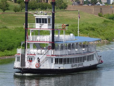 Memphis riverboat. While visiting Memphis, take a guided sightseeing tour of downtown then board a paddlewheel boat for a cruise on the Mississippi River. See all that Memphis has to offer, including Beale Street and the former mansions of the Victorian Village neighborhood. This seasonal combo tour operates March–November and includes hotel pickup and drop-off. 