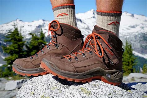 Men's Hiking Shoes Sale: Unparalleled Discounts for Adventure Enthusiasts