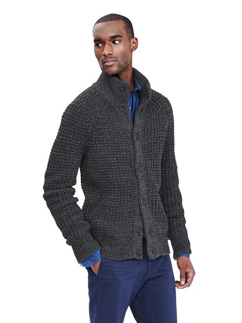 Men's banana republic cardigan. Shop Banana Republic's Meredith Cropped Cotton Cardigan: Move this cropped cardigan sweater from your wishlist to wardrobe with gusto. Crafted from lavish organic cotton and intricated weaving, it's no wonder this cozy staple is enjoyed by so many., RELAXED FIT: Expertly cut for a loose fit. Cropped length., ORGANIC: Made with certified, organically … 