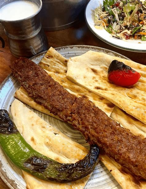 Menü Hasan Usta Kebap.