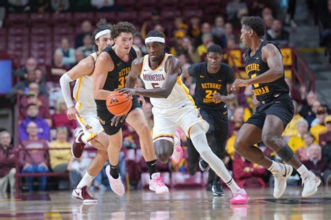 Men’s basketball: Gophers learning from other Big Ten upsets