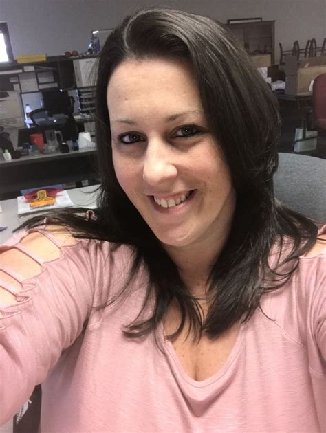 Men seeking women personals. older women seeking younger men Evelyn, 44 I’m a passionate, kind, and loving teacher who believes in social justice and taking Sundays off. My favorite movies are The Godfather, Harry Potter and the Prisoner of Azkaban, Toy Story, and When Harry Met Sally. 