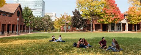 Meng uoft.  Learn about upcoming events for prospective and current students from info se...