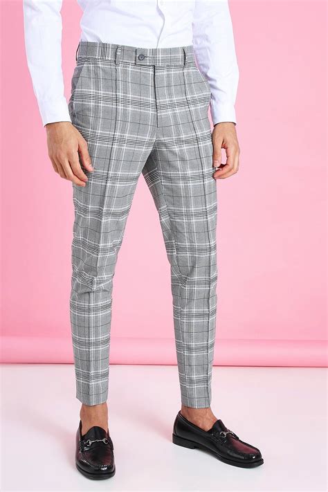 Dress to impress with our stylish range of tapered trousers. Whether you’re heading to work or need to dress up ... Create statement looks this season with Burton's range of …