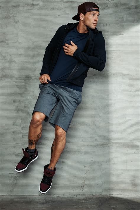 Mens athleisure. Men’s Athleisure clothing is exactly what it sounds like—a hybrid that lets you sport athletic wear for your leisure activities. Training is fun, of course, but it’s better if you don’t have to overthink whether you should wear your favorite training outfit when you hang out with the guys one chill afternoon. 