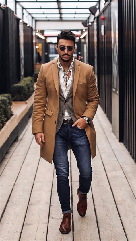 Mens casual dress clothes. Just as the OCBD is the essential business casual shirt, the same is true for business casual pants and khakis. A sturdy cotton trouser in the classic buff ... 