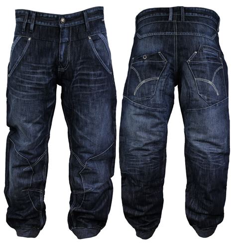 Mens cuffed jeans. Men's Cuffed Jeans. Add some modern style and enhanced comfort to your denim collection with a pick from our men's cuffed jeans collection. You will find jeans with cuffed bottoms here in a number of colours, with classic blue and modern grey available to help match with your wardrobe. Cuffed jeans also feature comfy … 