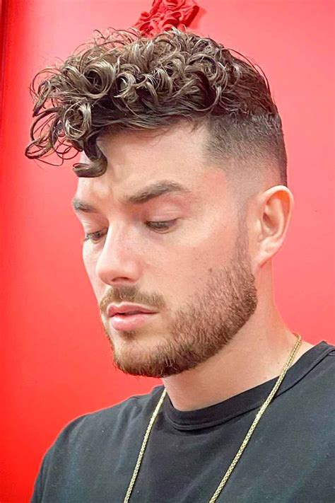 Mens curly haircut. 19 Apr 2018 ... Csobán shows us how to cut a nice curly hairstyle, we love the result, and you? Comment what you think about it! Get your By Vilain Products ... 