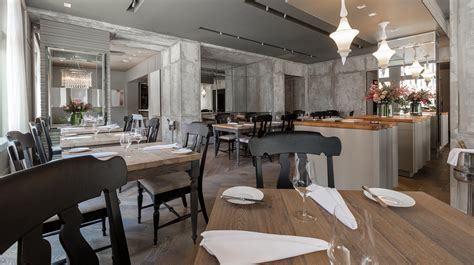 Menton boston. Although No. 9 and Menton feature Lynch in high-end ambition mode, it is the middle-ground properties that show her at her actual best. The Butcher Shop, a multifunction restaurant/butchery/wine ... 