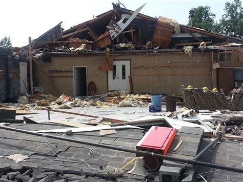 Mentor ohio tornado. NWS reports that an EF1 tornado touched down in Mentor, located in Lake County, at 12:04 a.m. just west of Dartmoor Road near Mentor Avenue. The tornado reached a maximum wind speed of 110 mph and ... 