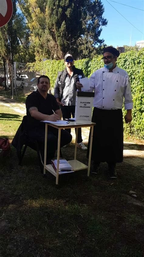 Menu at Roga Chef cafeteria, Córdoba, Av. Vélez Sarsfield 600