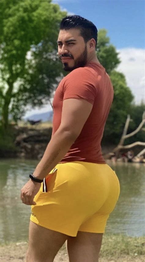 Menwithbigbutts (