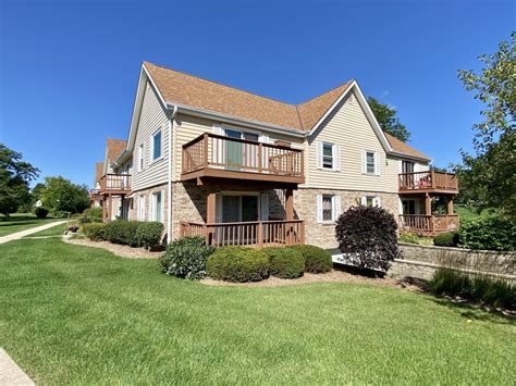 Mequon condos for sale. Jul 18, 2022 · 1143 W Baldwin Ct, Mequon, WI 53092 is currently not for sale. The 1,342 Square Feet condo home is a 2 beds, 2 baths property. This home was built in 1993 and last sold on 2023-12-01 for $--. 