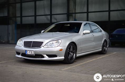 Mercedes S55 (W220) AMG Kompressor; Modifiyeli V8 – müthiş. 
