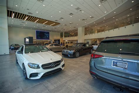 Mercedes buckhead. Mercedes-Benz of Buckhead is an automobile dealership offering new and pre-owned cars and sport utility vehicles. It offers a wide range of Mercedes-Benz models, such as the spectacular new S-Class for 2014 and the barrier-breaking CLA-Class. It also provides pre-owned vehicles of various makes. 
