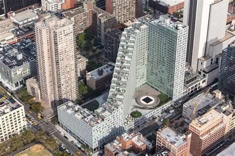 Mercedes house. Located at the Western edge of Midtown Manhattan, the Mercedes House development occupies more than half of a city block, and incorporates a variety of commercial and residential programs, including 55,000 square-foot auto showroom and a horse stable for the NYPD Mounted Police. The residential program include 20 percent affordable housing. 