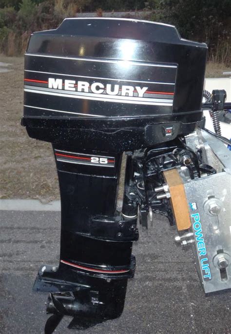 Mercury 25 hp outboard 2 stroke manual. - Santé et aide du milieu, 1985..