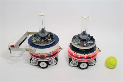 Mergeable nervous systems for robots Nature Communications