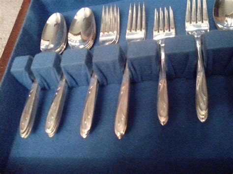 Sterling Silver Butter Knives 6 w/ Mother-of-Pearl 5.75" Handles & Silver Plated Repousse Details, Set of 6 Marked Meriden Cutlery Co. 1833. (153) $120.00. FREE shipping.