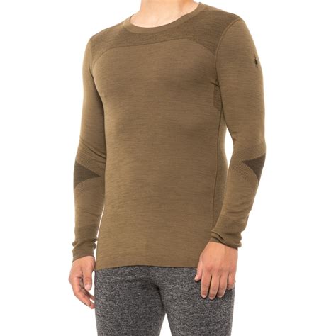 Merino wool base layer mens. You've never worn a Merino base layer like this. We use a unique fabric construction method to place polyester fibers against your skin to improve wicking ... 