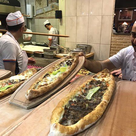 veodersti.rgarabwor.edu.pl. 