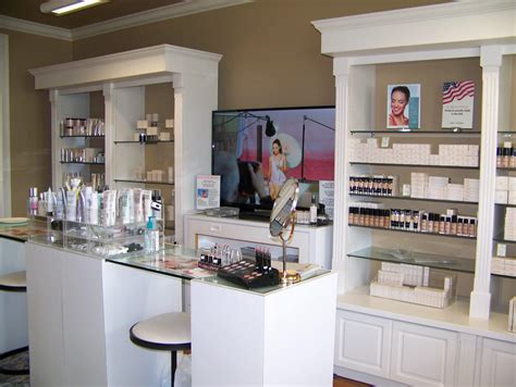 Merle norman cosmetic studio. Things To Know About Merle norman cosmetic studio. 