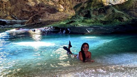 Mermaid cave oahu death. Snorkeling at the hidden Mermaid Cave on Oahu (near Kalanianaʻole Beach Park), when I and my friend Kim Mi Lý encountered a huge sea turtle that appeared out... 