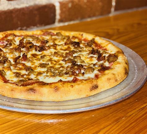 Merrells pizza. Merrell's Pizza: Great Gluten Free Pizza - See 56 traveler reviews, 16 candid photos, and great deals for Easley, SC, at Tripadvisor. 
