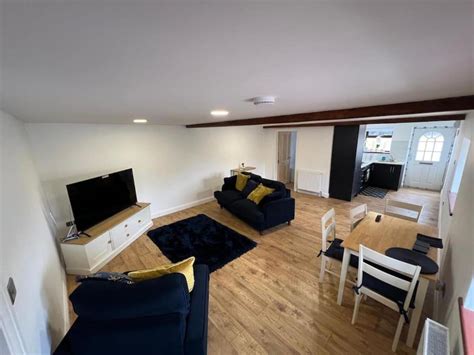 Mervyn fields epworth. 5&ndash;2 hr to complete.  Set within open Lincolns...