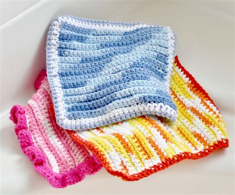 Mesh Stitch Dishcloth – Free Crochet Pattern - A More Crafty Life