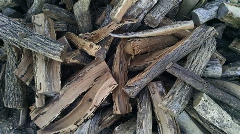 Mesquite Split Firewood – Woodchuck Firewood