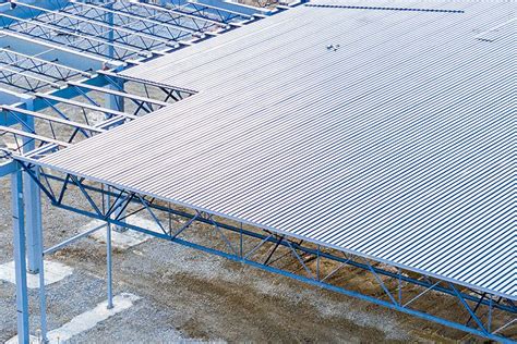 Metal deck design software. com. Vulcraft&rsquo;s online design tools make it easier for you to spe...