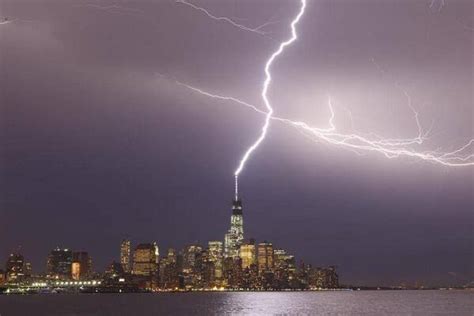 Meteo new york 3b. Obtenez les prévisions météo horaires les plus actuelles et les plus fiables en plus d’alertes d’orages, des rapports et de l’information pour New York, NY, US, avec MétéoMédia. 