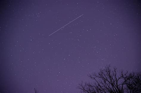 Meteor shower nashville. Between Saturday, Aug. 12, and Sunday, Aug. 13, you’ll be able to watch the peak of the Perseid meteor showers, the so-called “fireworks finale,” which at times may produce roughly 90 ... 
