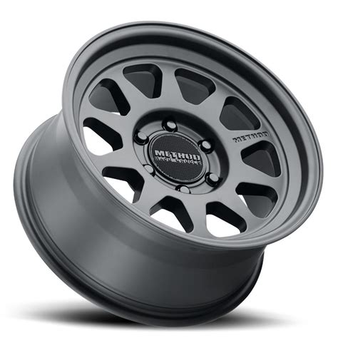 Method Race Wheels 316 (18x9.0 +18 Offset) 5x150 / 6x135