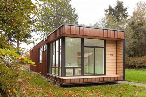 Method homes. Method Homes is a designer and manufacturer of prefab homes based in Seattle, Washington. They offer 8 styles of single-family homes and ADUs, with over 30 different … 