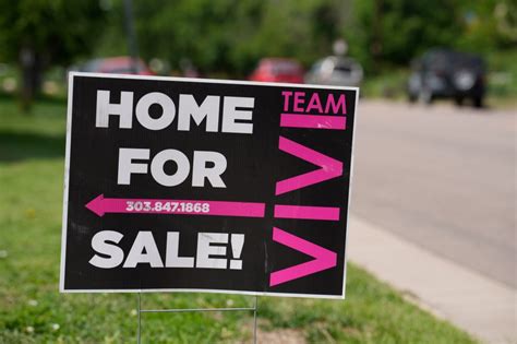 Metro Denver home sales continue to slow under weight of higher interest rates