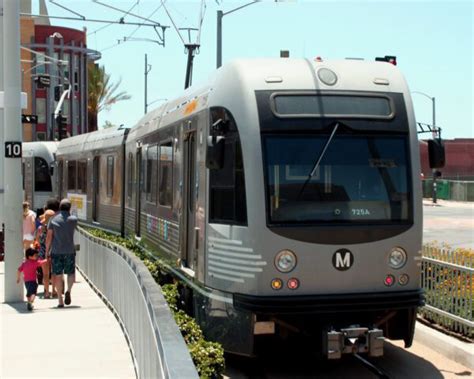 Metro Regional Connector opens in Los Angeles, bringing more direct access to downtown