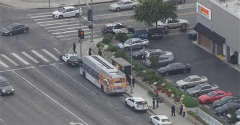 Metro bus driver stabbed in Woodland Hills; suspect at large