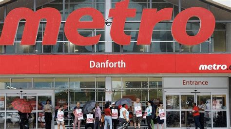 Metro workers back on job today but shuttered stores won’t reopen right away