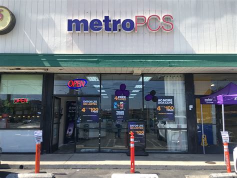 MetroPCS Authorized Dealer - 1301 West 4th Street in Wilmington, Delaware (phones wireless communications) ... MetroPCS Near Me » Delaware » MetroPCS in …. 