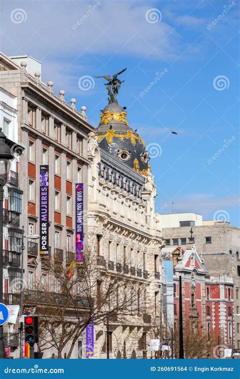 Metropolis Building in Madrid. Editorial Stock Image Image of madrid