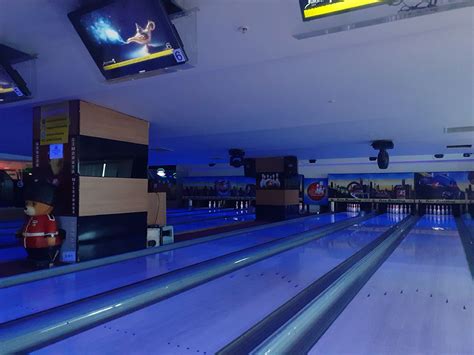 Metroport Bowling. 