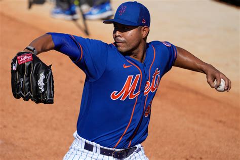Mets’ Quintana out until at least July with rib injury
